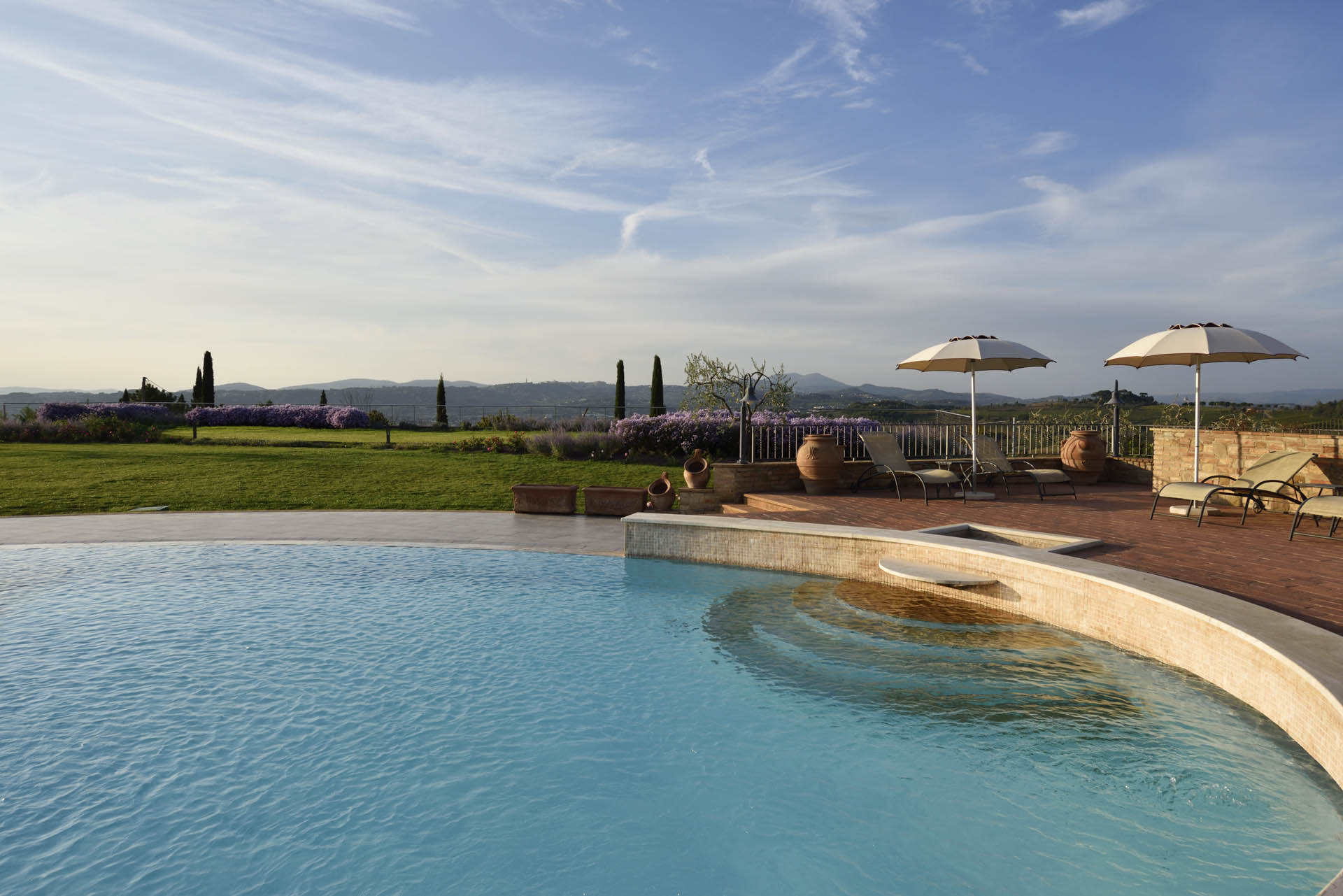 BORGOBRUFA SPA RESORT luxury hotel Italy