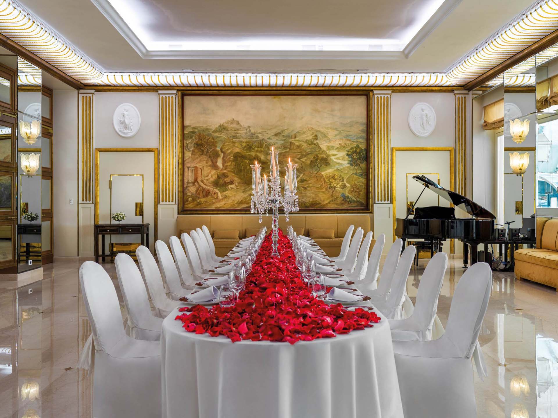 Hassler Roma-Salone_Medici luxury hotel