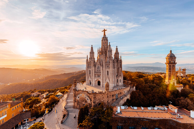 he Sagrat Cor church is the awe-inspiring structure at the highest part of Barcelona's greatest mountain, Mount Tibidabo.