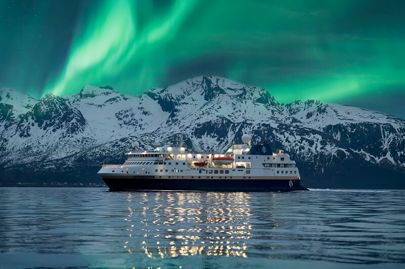 Hurtigurten Northern Lights cruise