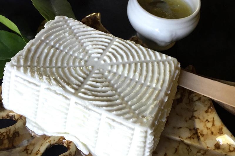 Breakfast at Alloggio dei Vassalli in Naples. Image: Stefano Manfredi