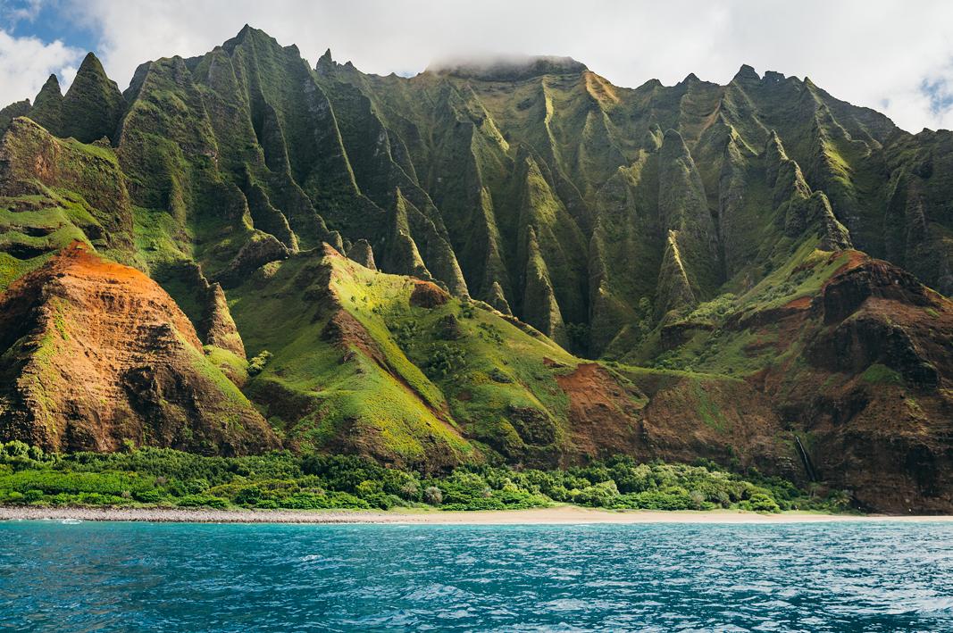 Travel Associates Uncovering the Hawaiian Islands