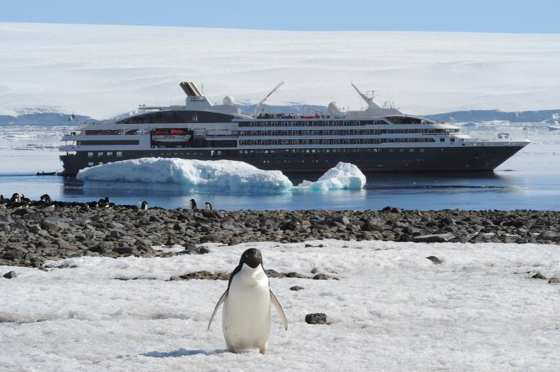 Travel Associates Antarctica Tres Chic