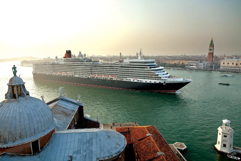 Cunard Queen Elizabeth