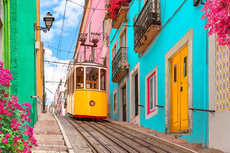Travel Associates Lisbon's Irresistible Allure
